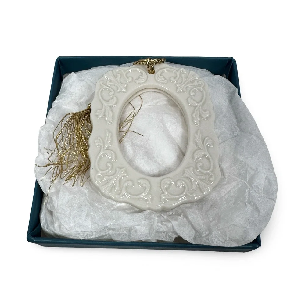 Lenox Georgian Collection Oval Picture Frame Ornament Cream Gold Tassel